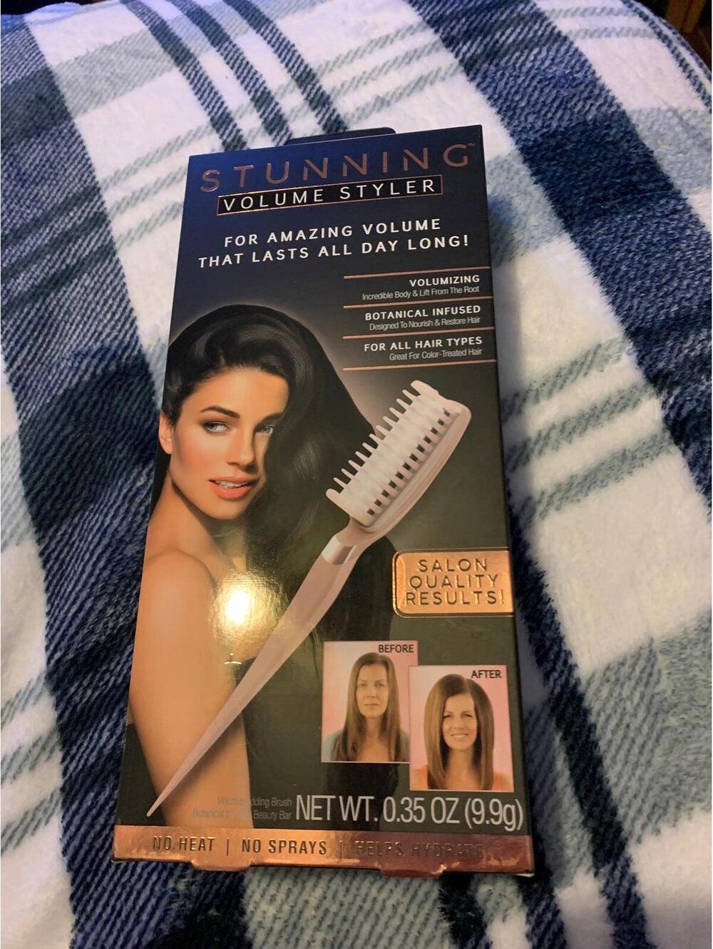 New In Box Stunning Volumizing Hair Tool